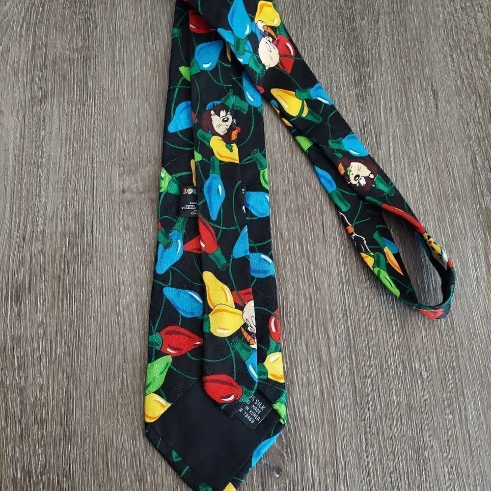 Looney Tunes Christmas 1995 Tweety Taz Bugs Porky Daffy Necktie Neck Tie